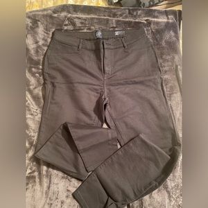 GAP black pant size 12 stretch skinny